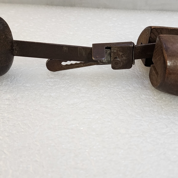 Vintage Adjustable Wooden Shoe Tree Stretchers Sz 10.5 - 12.5 - Picture 14 of 15